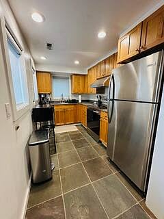 Furnished Finder property 800395_1 photo 4