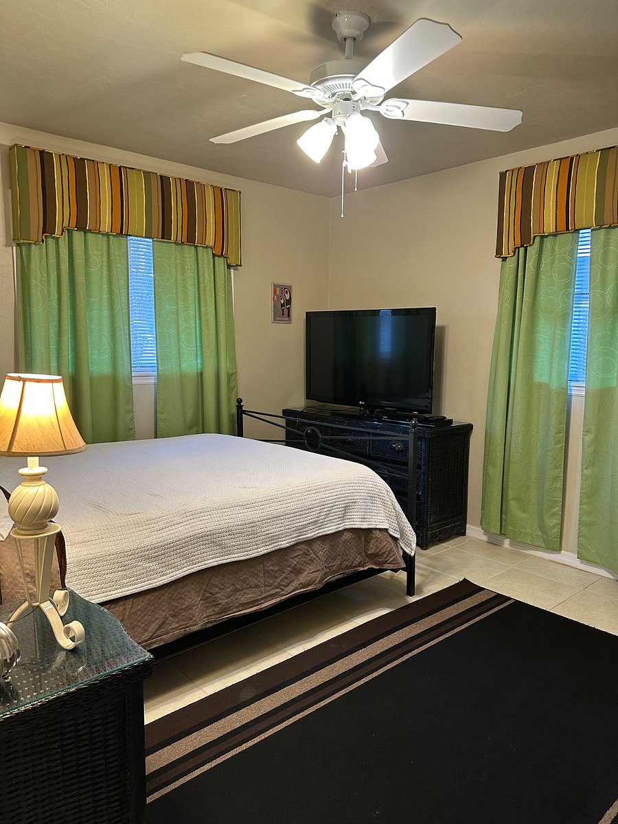 Furnished Finder property 800421_1 photo 13