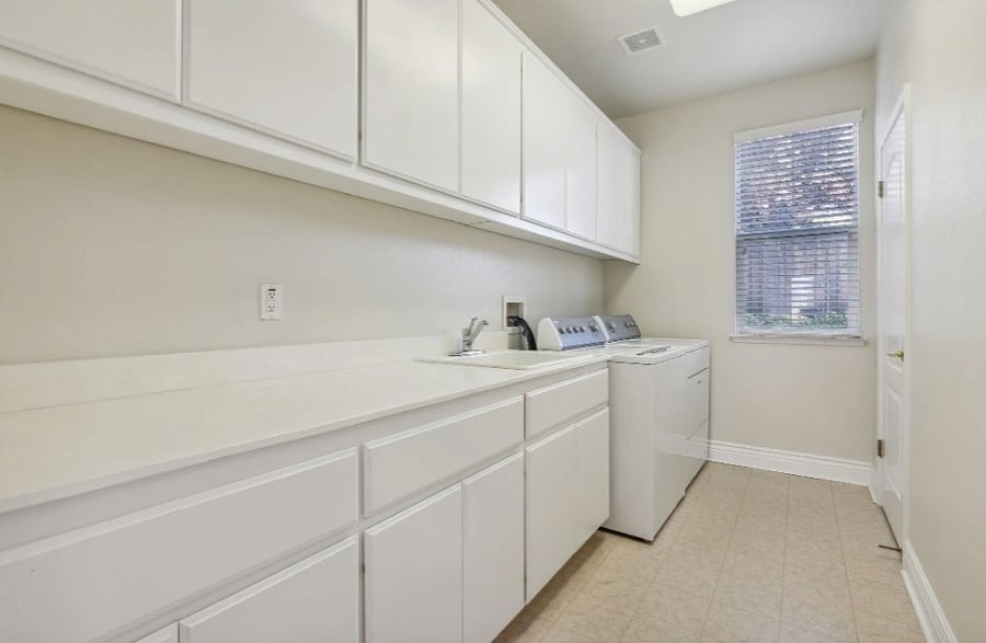 Furnished Finder property 800497_1 photo 4