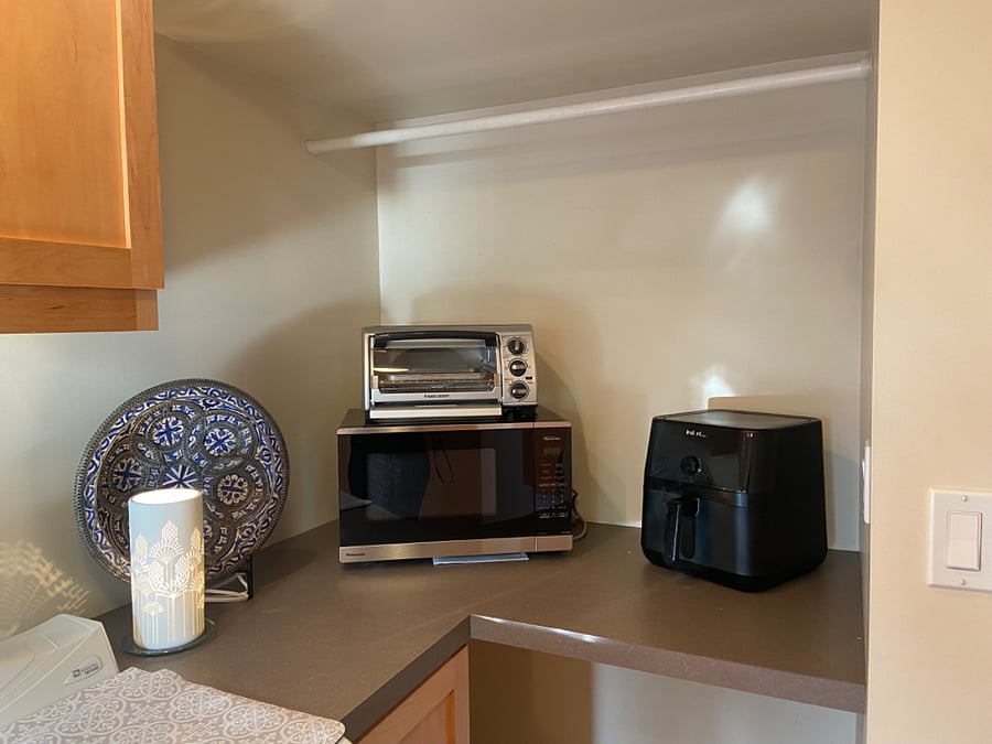 Microwave, small oven, air fryer