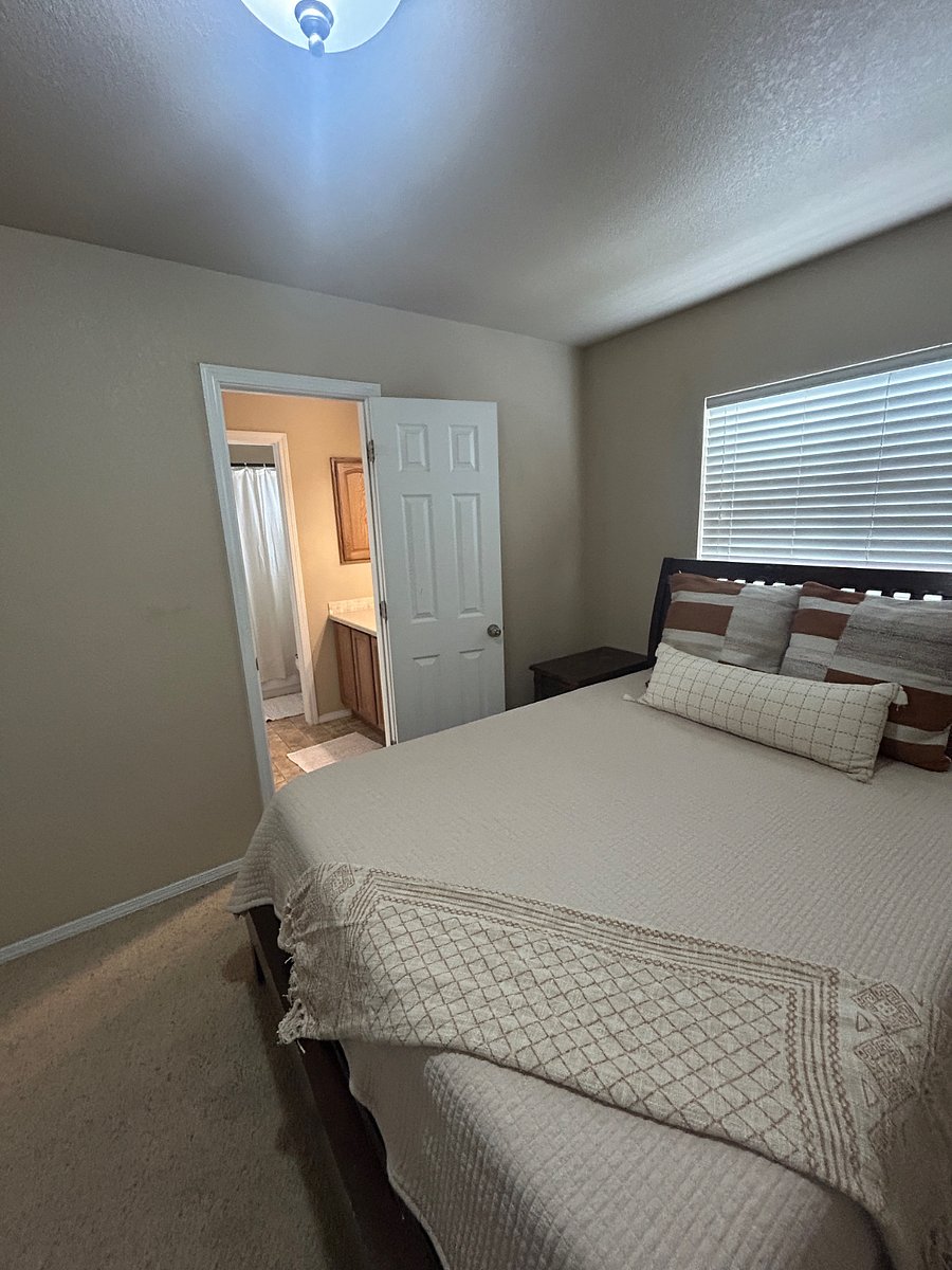 Furnished Finder property 800611_1 photo 3