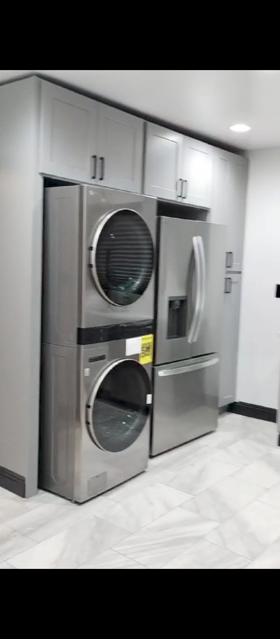 Washer, dryer, and refrigerator