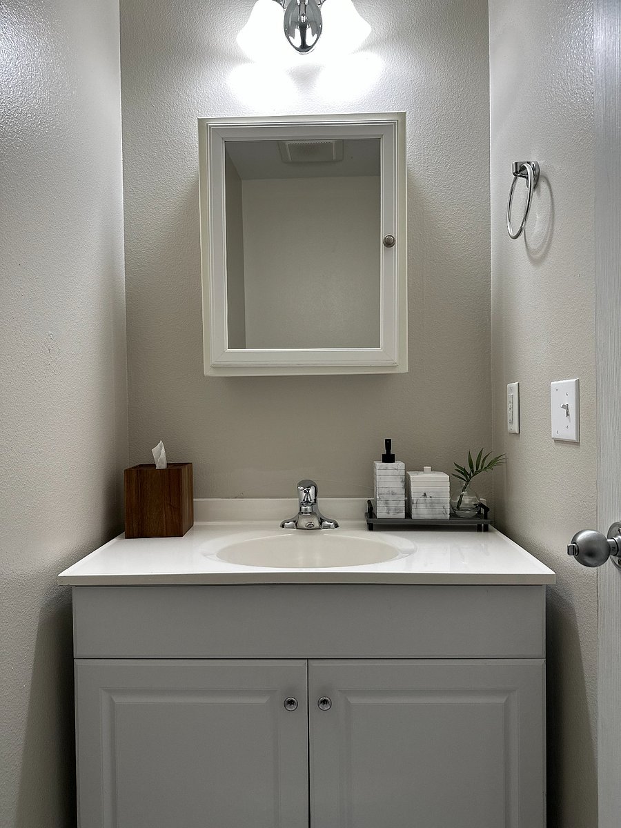 Furnished Finder property 800628_1 photo 8