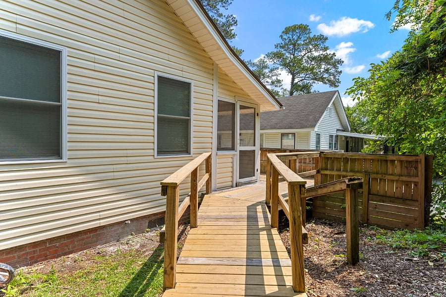 Furnished Finder property 800708_2 photo 17