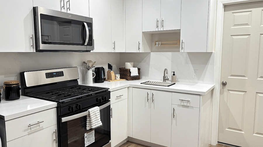 Furnished Finder property 800741_1 photo 3
