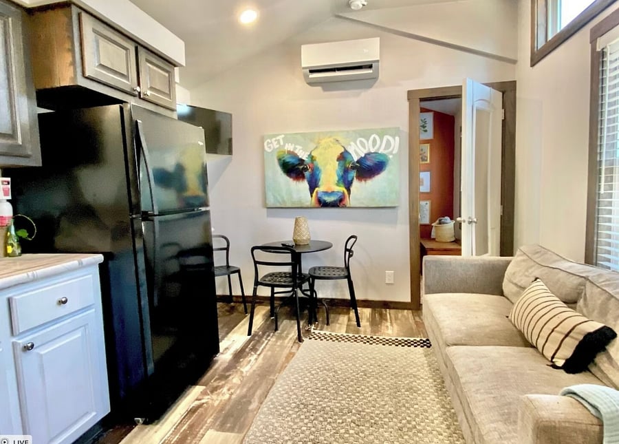 Furnished Finder property 800760_1 photo 9