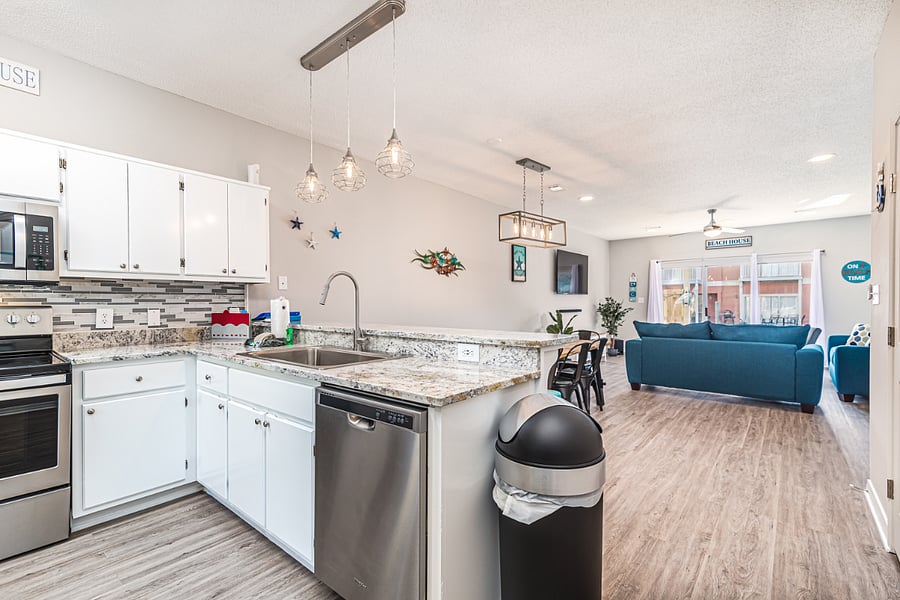 Furnished Finder property 800772_1 photo 12