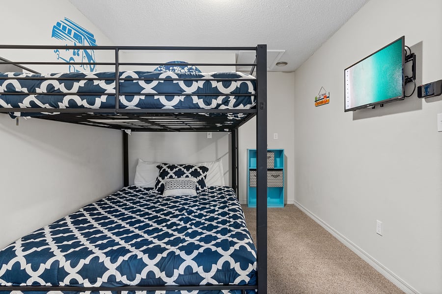 Furnished Finder property 800772_1 photo 24
