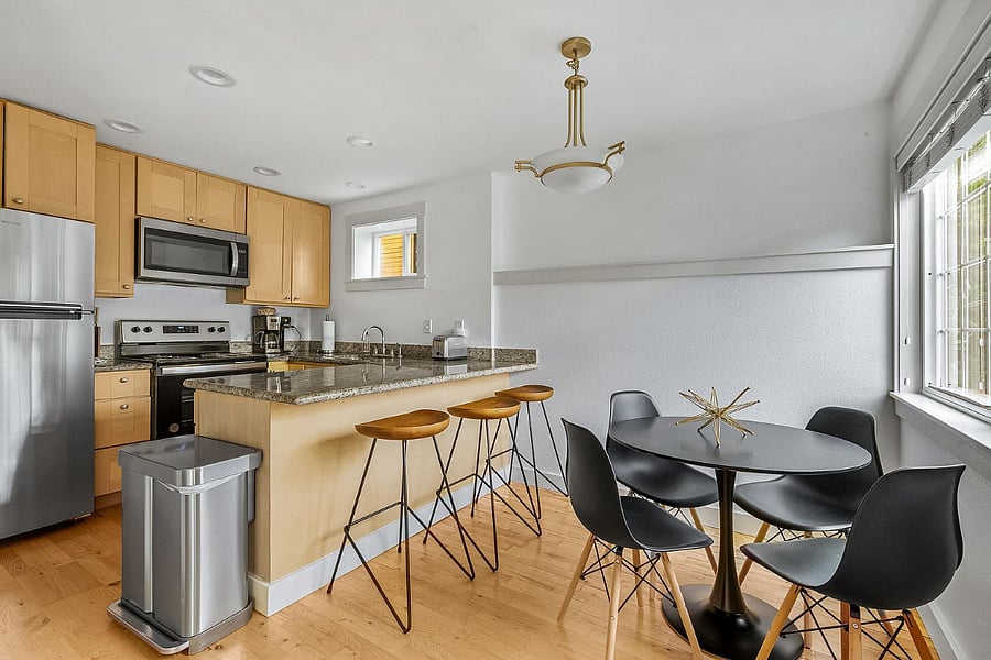 Furnished Finder property 800774_1 photo 9