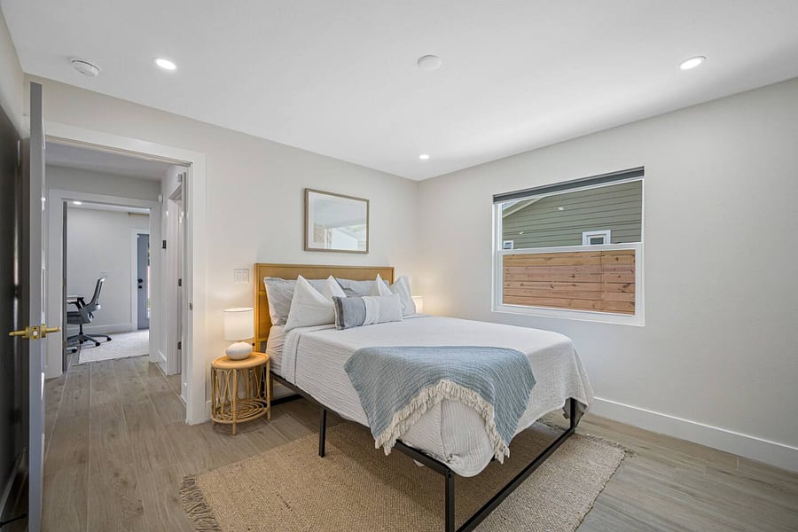 Furnished Finder property 800779_1 photo 27