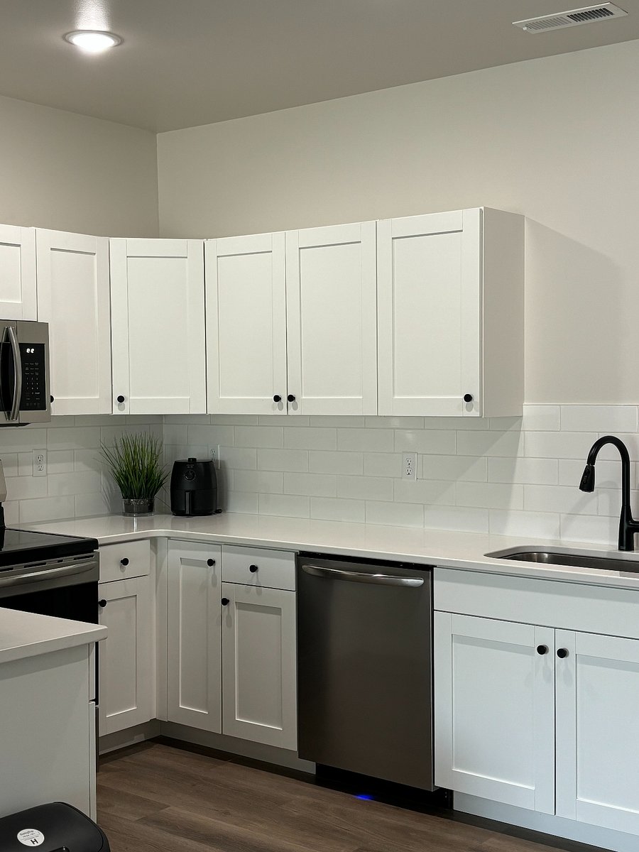 Furnished Finder property 800812_1 photo 9