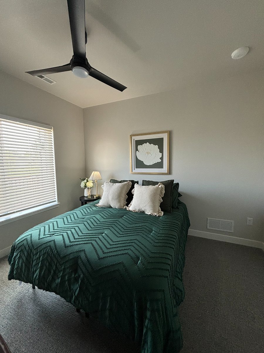 Furnished Finder property 800812_1 photo 19