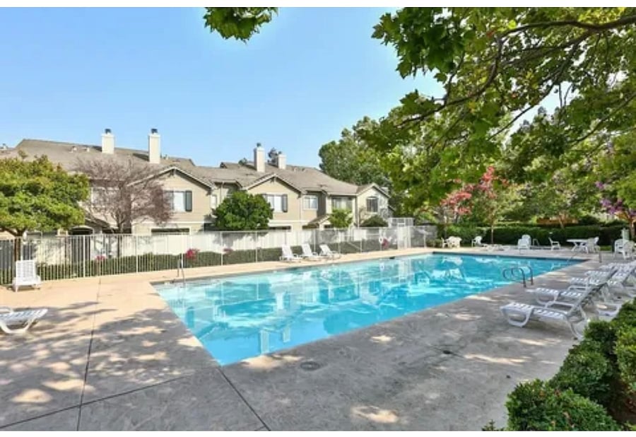 Furnished Finder property 800831_1 photo 16