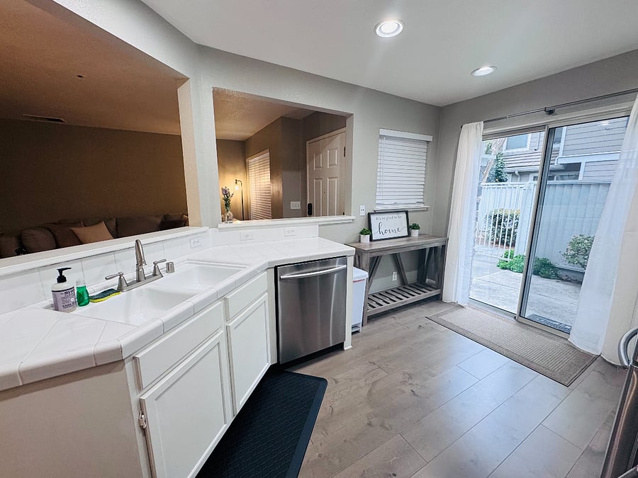 Furnished Finder property 800831_1 photo 5