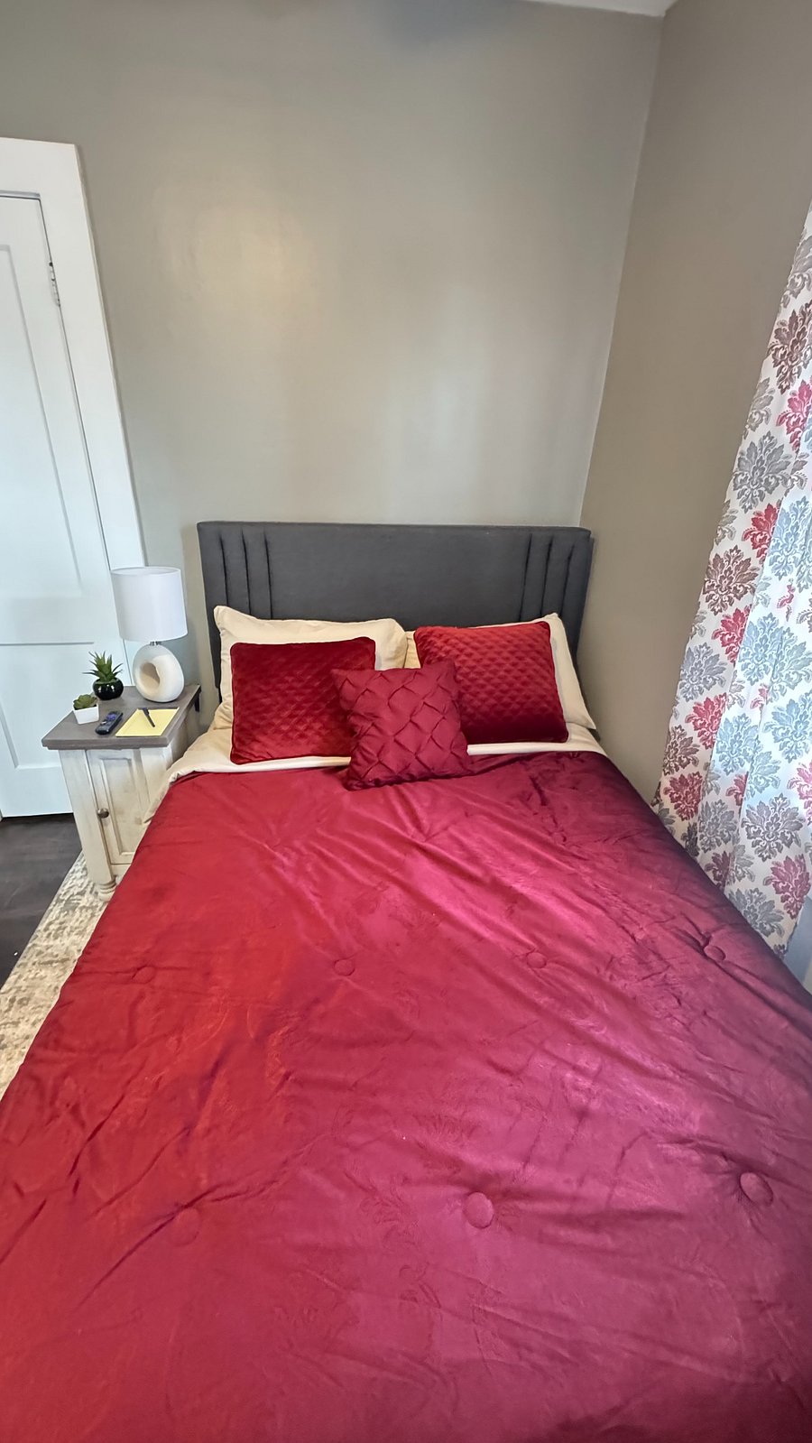 Furnished Finder property 800839_1 photo 20