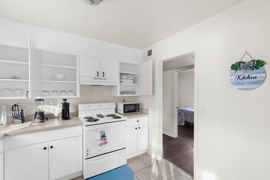 Furnished Finder property 800848_1 photo 14