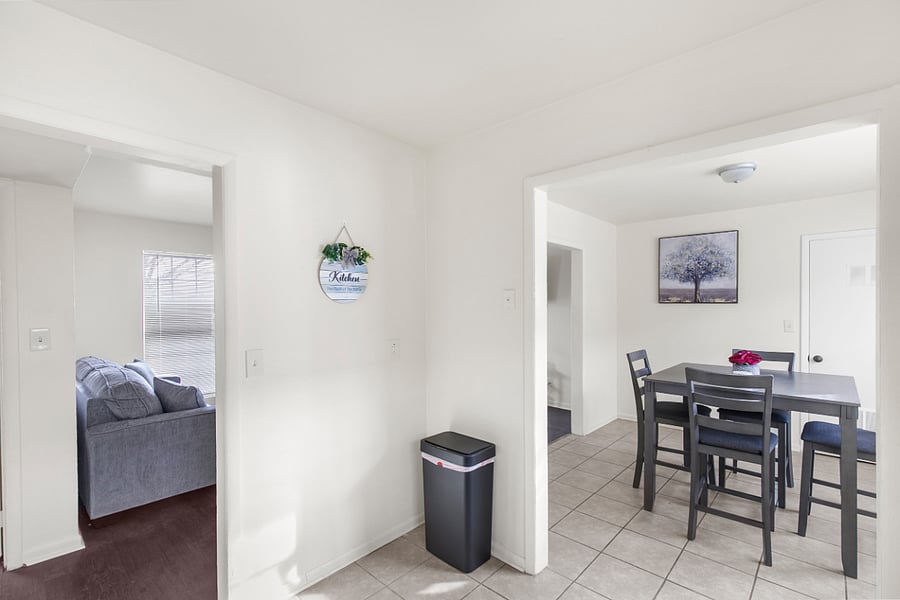 Furnished Finder property 800848_1 photo 8