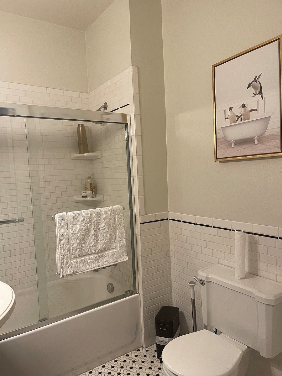 Furnished Finder property 800861_1 photo 22