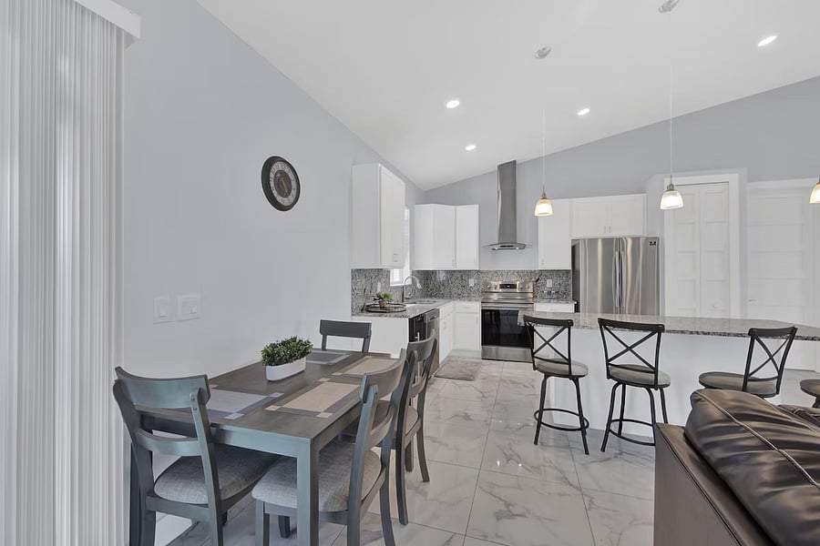 Furnished Finder property 800872_1 photo 12