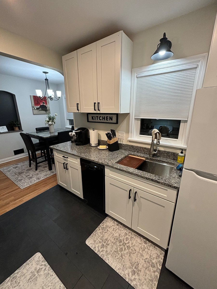 Furnished Finder property 800925_1 photo 3
