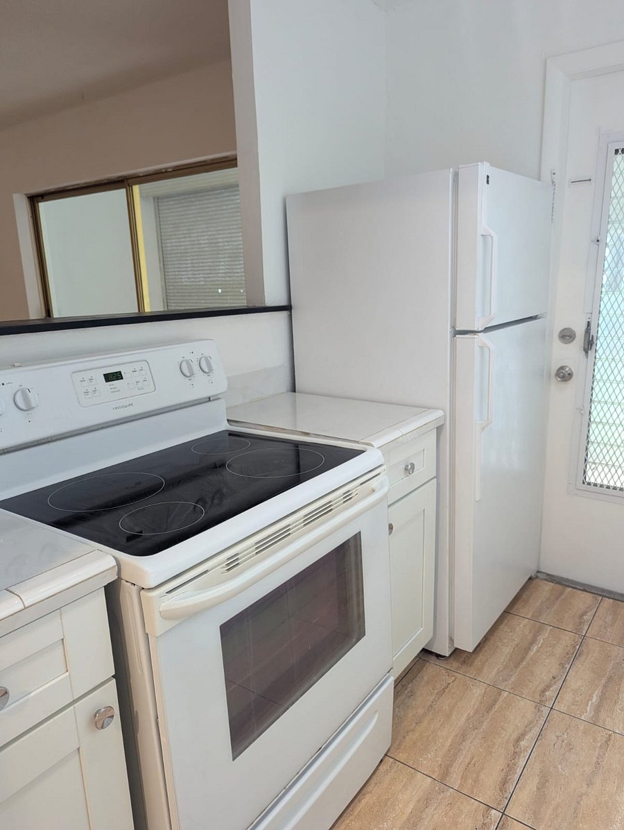 Furnished Finder property 800949_1 photo 7