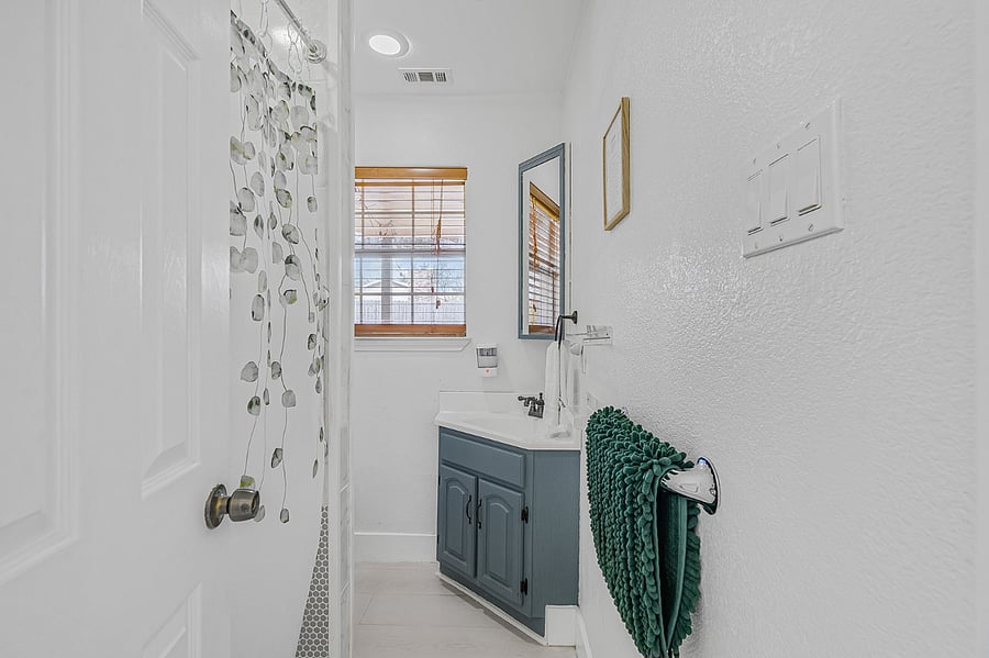 Furnished Finder property 800981_1 photo 10