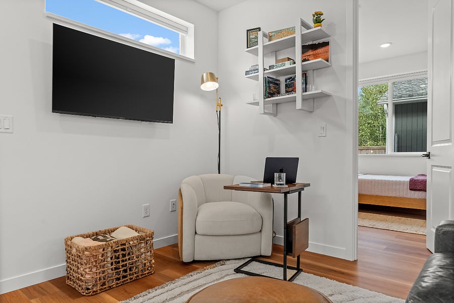 Furnished Finder property 801010_1 photo 11