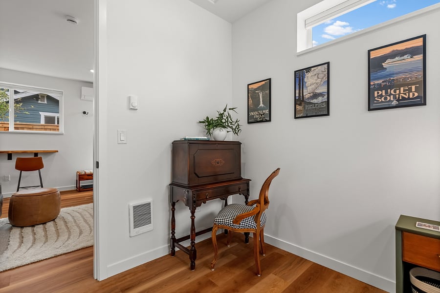 Furnished Finder property 801010_1 photo 33