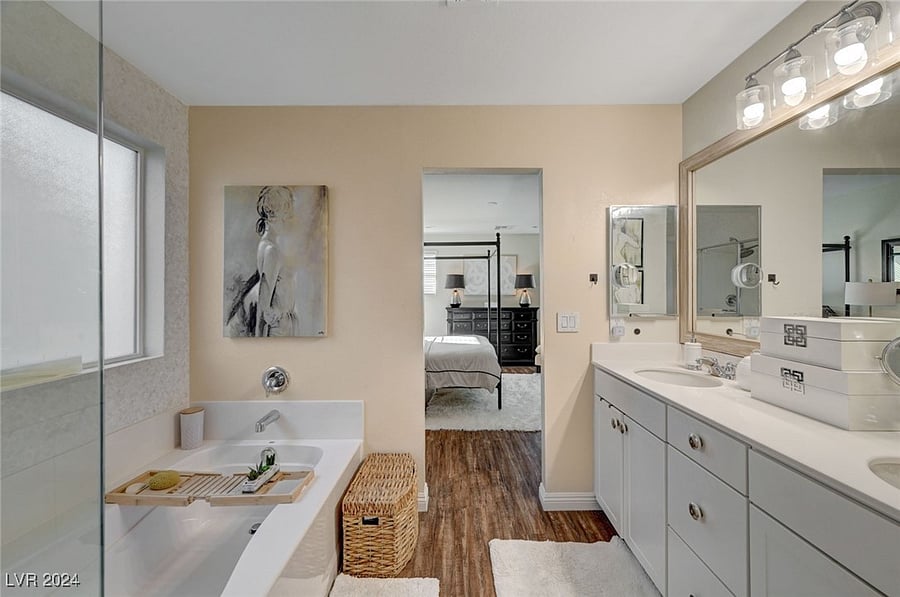 Furnished Finder property 801094_1 photo 12