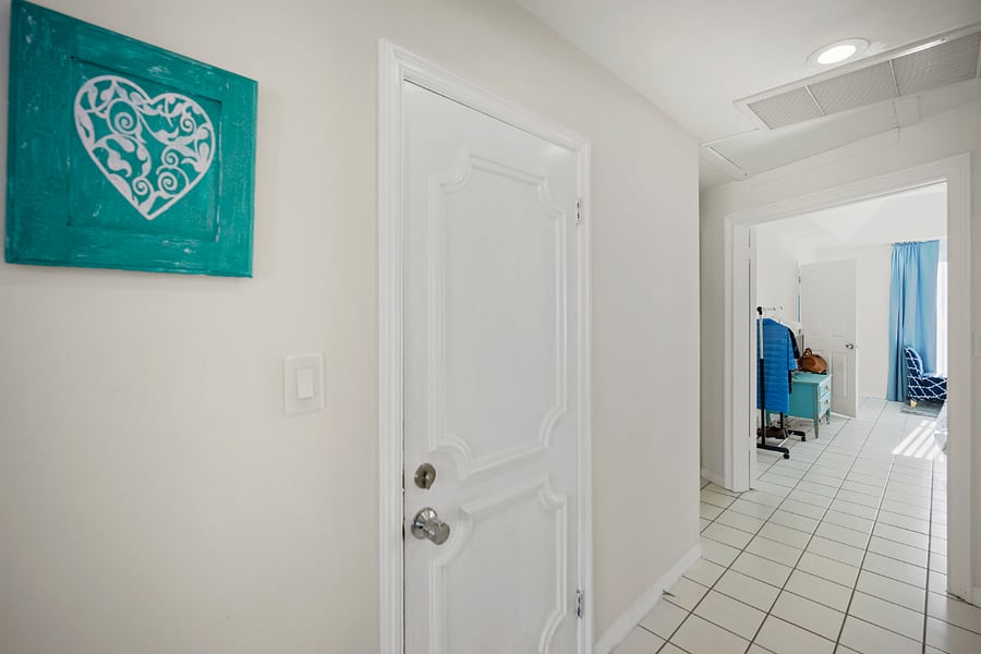Entry area