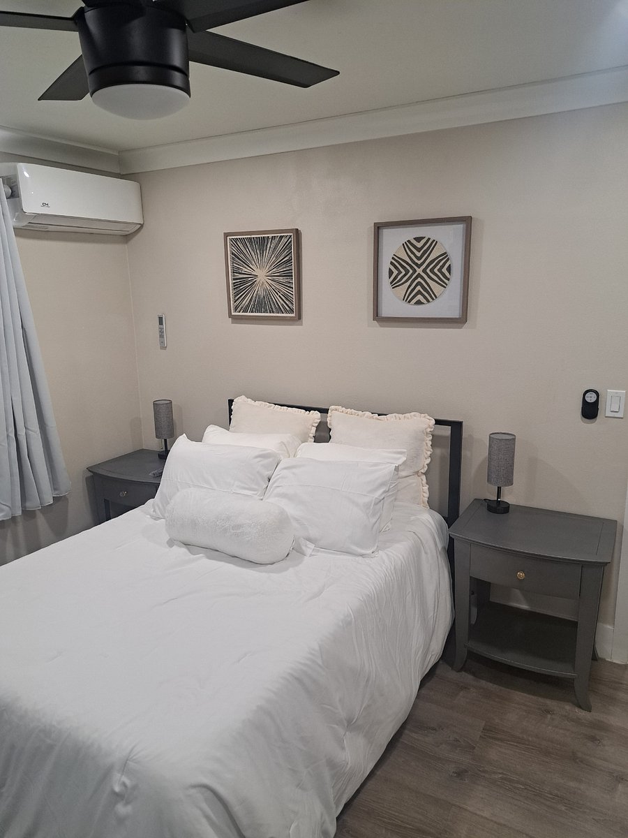 Bedroom 1 (full)