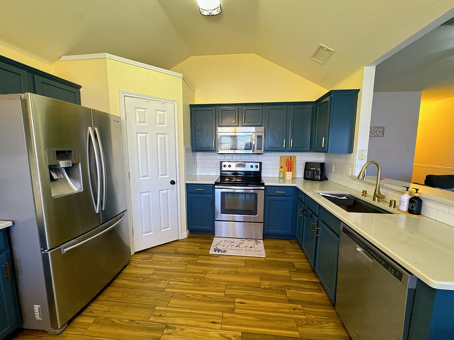 Furnished Finder property 801225_1 photo 3