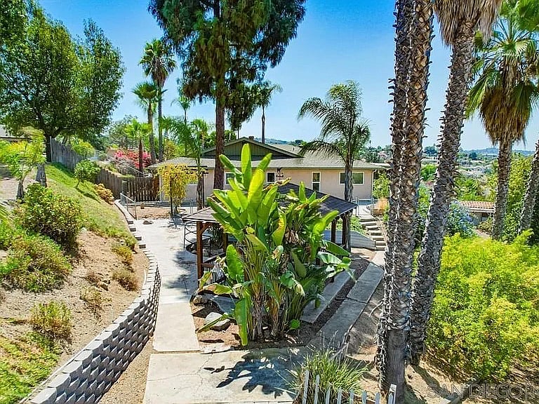 Furnished Finder property 801244_1 photo 33