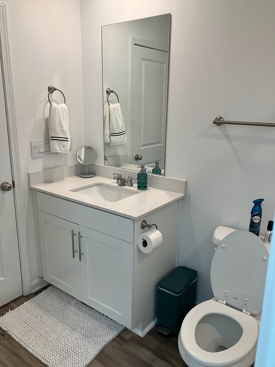 Alternate View of Bedroom 1 Bathroom