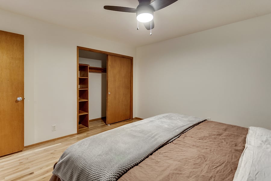 Additional storage space with en suite closet