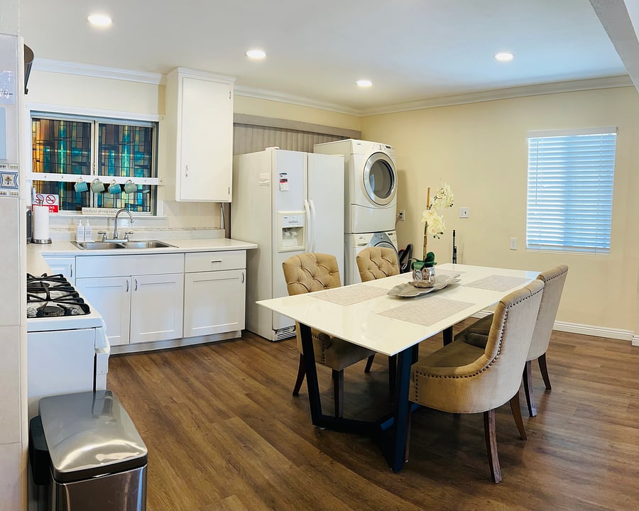 Furnished Finder property 801274_1 photo 3