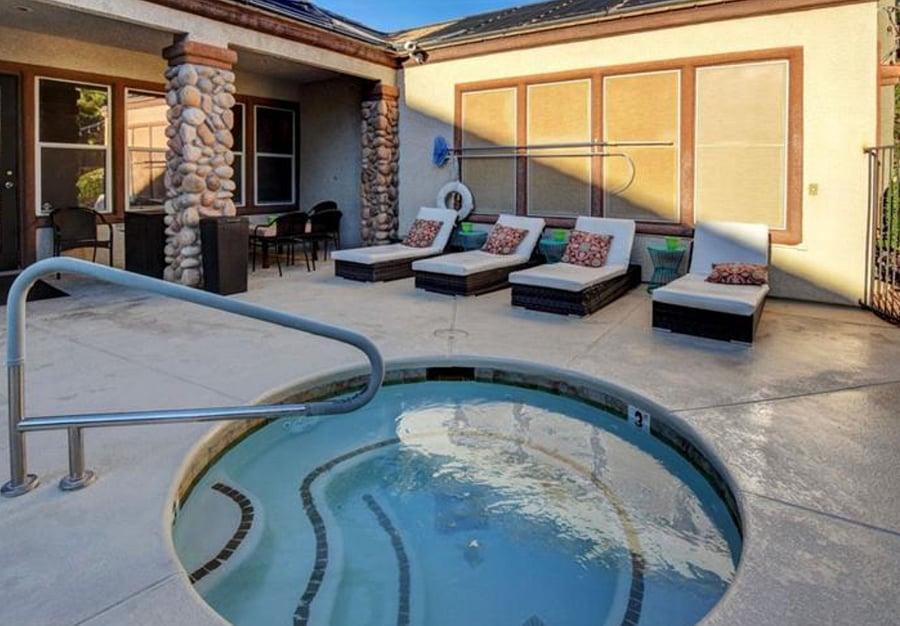 Furnished Finder property 801305_1 photo 28