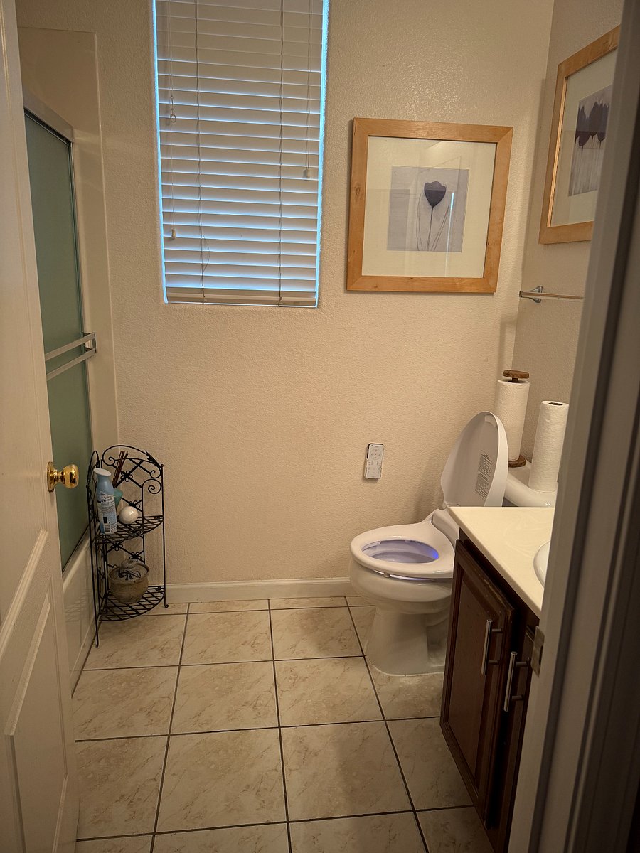 Furnished Finder property 801360_1 photo 8