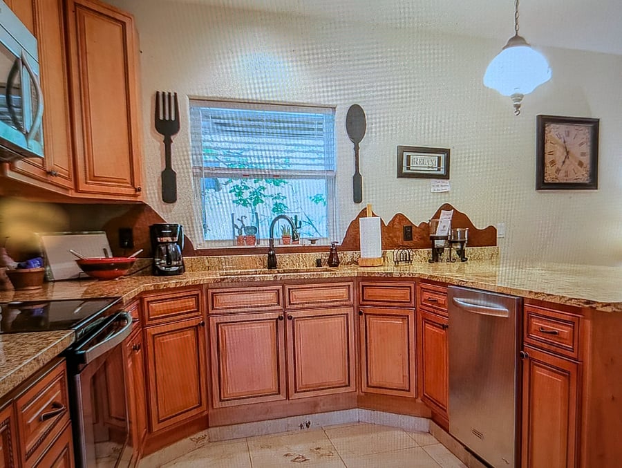 Furnished Finder property 801653_1 photo 7