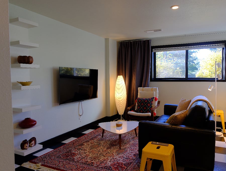 Living/TV area