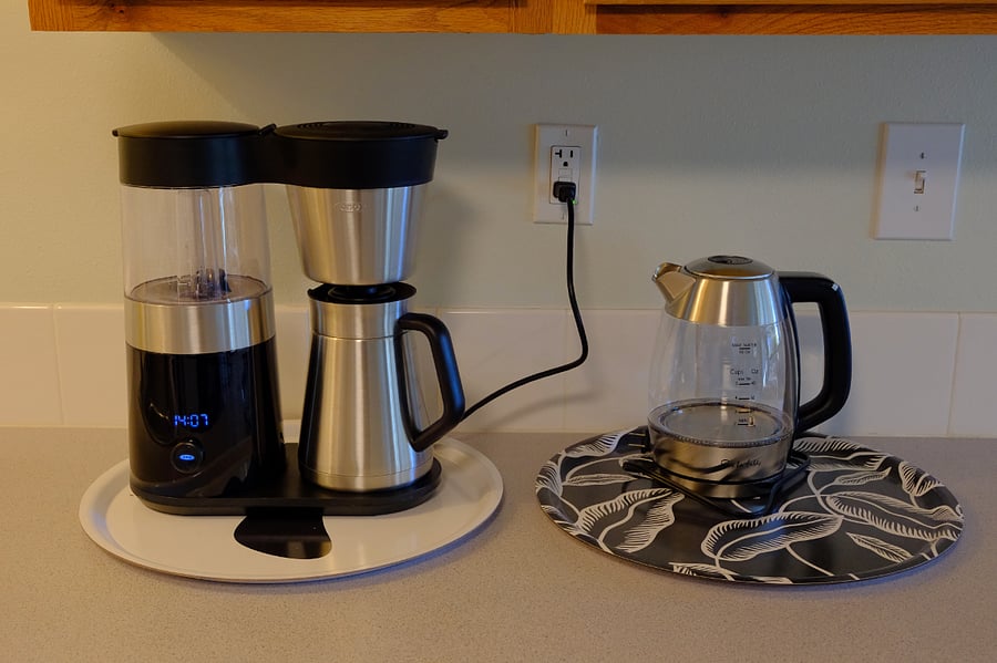 Coffeemaker and water kettle
