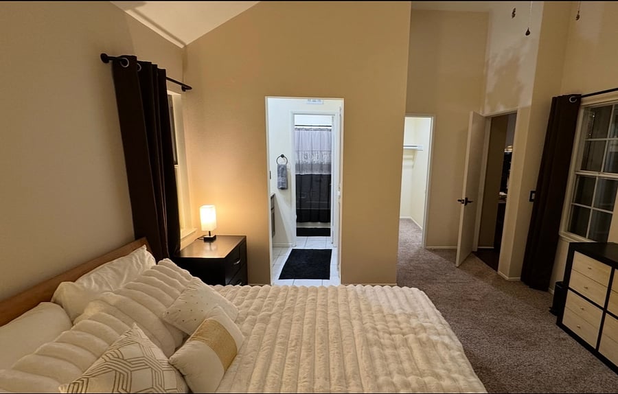 Furnished Finder property 801699_1 photo 10