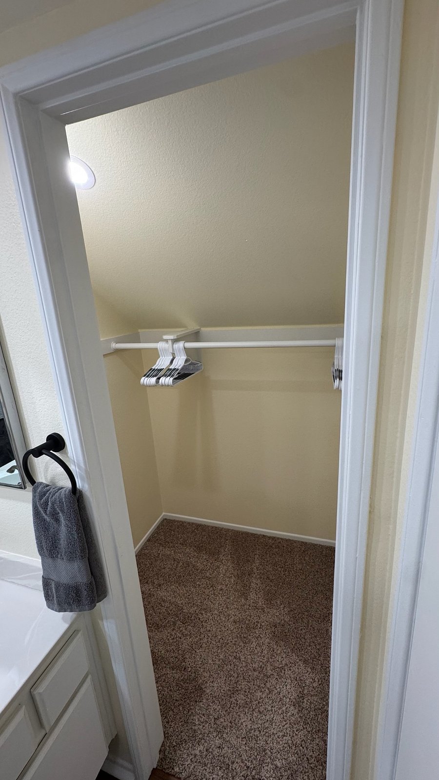 Furnished Finder property 801699_2 photo 5