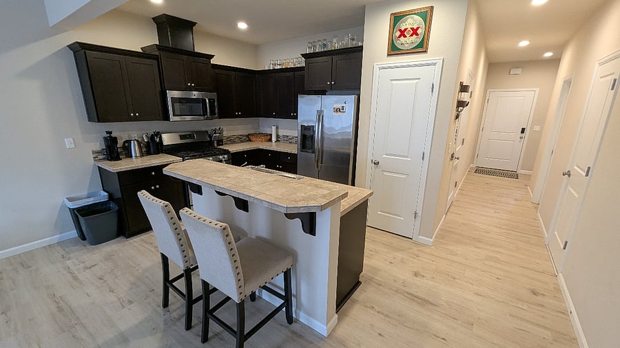 Furnished Finder property 801759_1 photo 3
