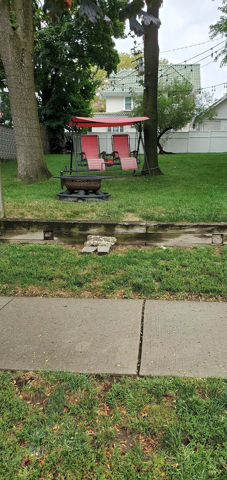 Private Side Yard