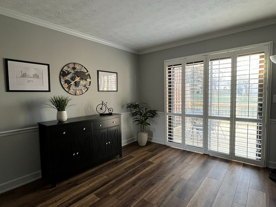 Family Room, Access to Deck