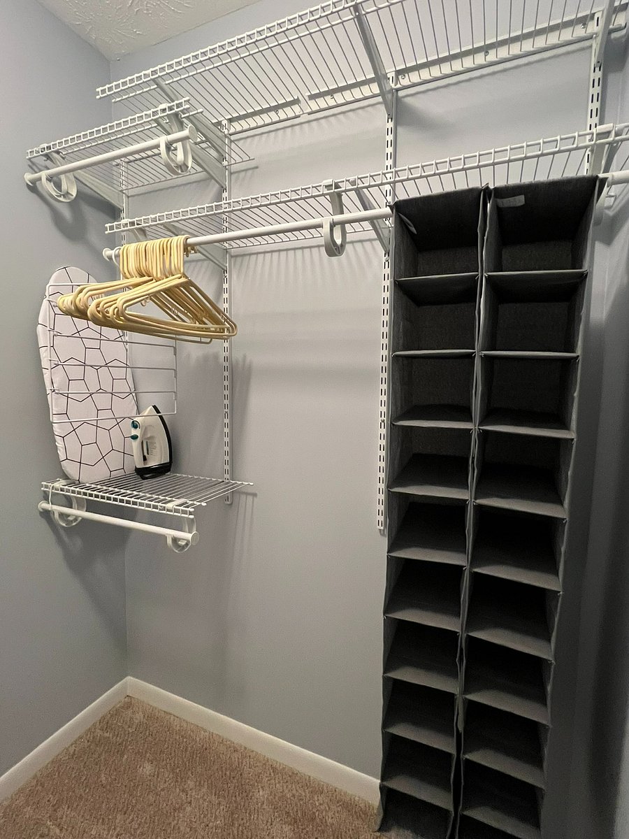 Main BR Walk-In Closet