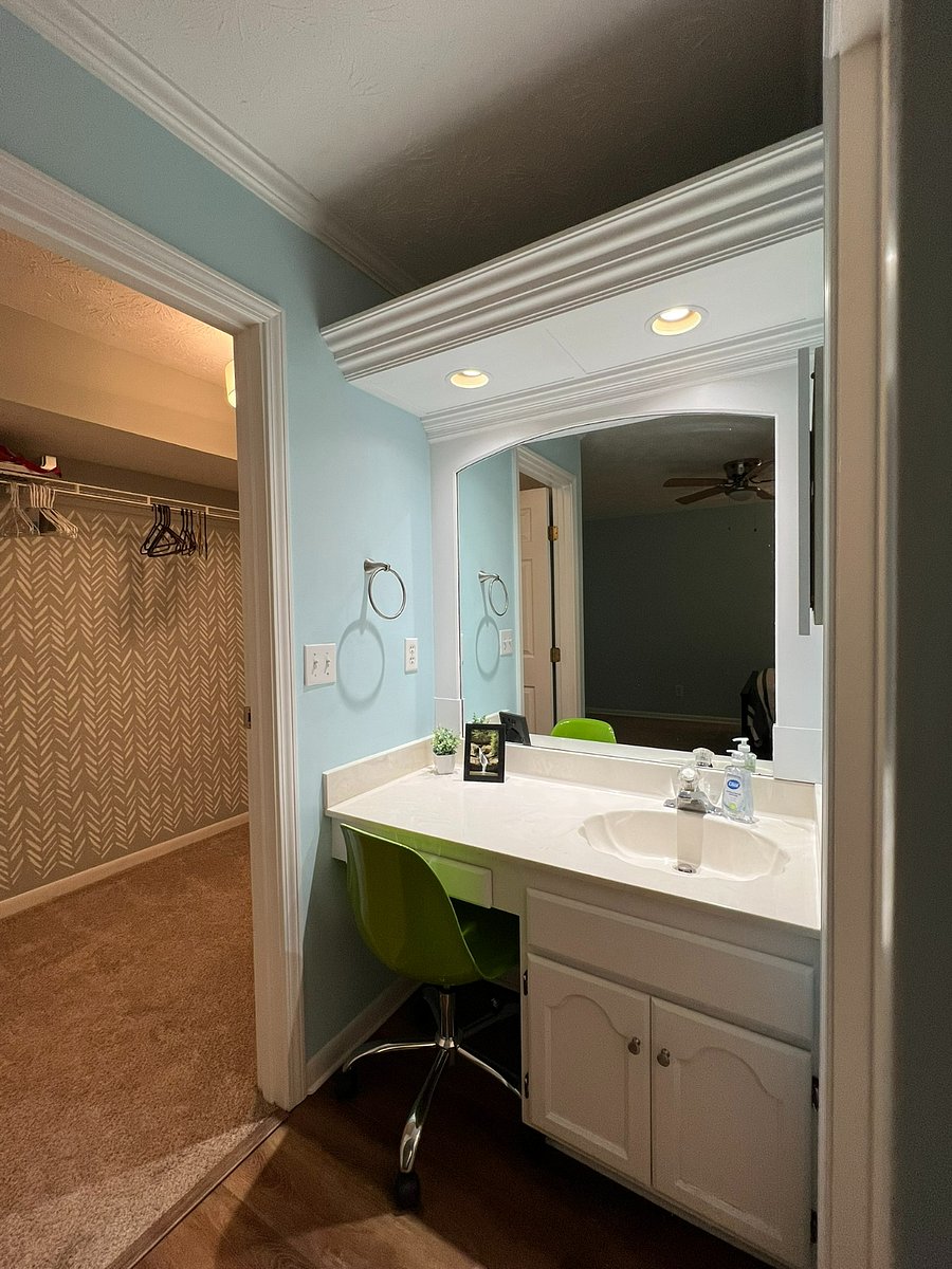 Second BR Dressing Area