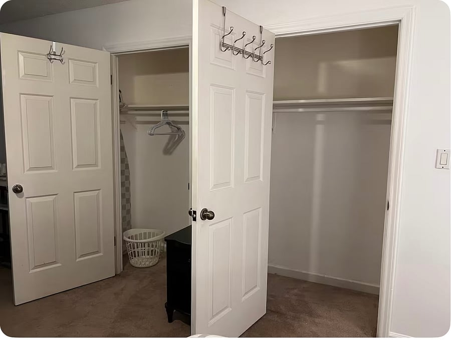 Closet in room2