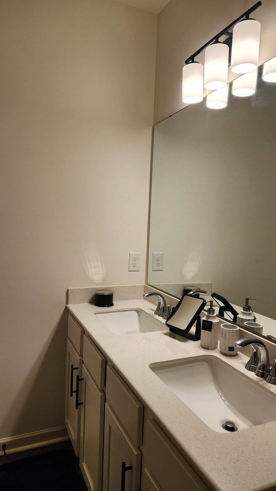 Furnished Finder property 802067_1 photo 5